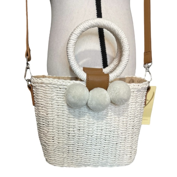 NWT Collection Eighteen 18 Adorable Pom Pom Crossbody Shoulder or Bucket Purse - Picture 5 of 6